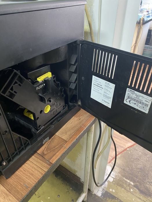 Каферобот saeco incanto