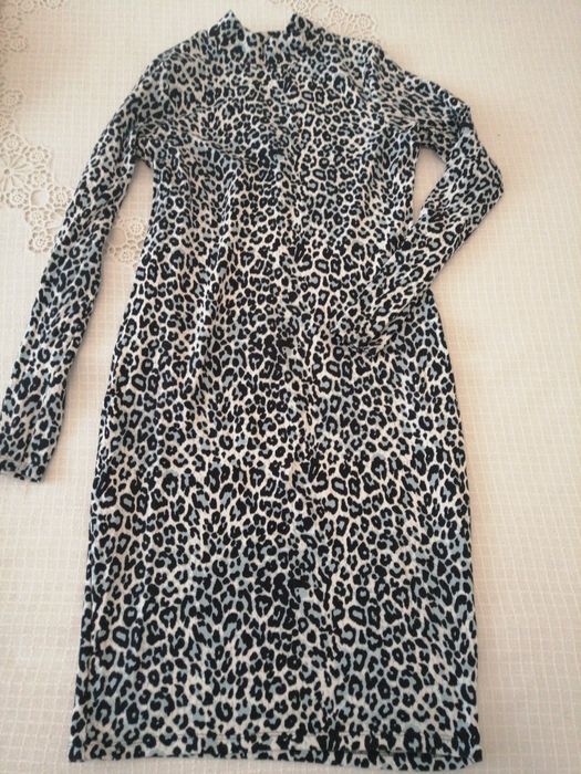 Роклички размер С-М