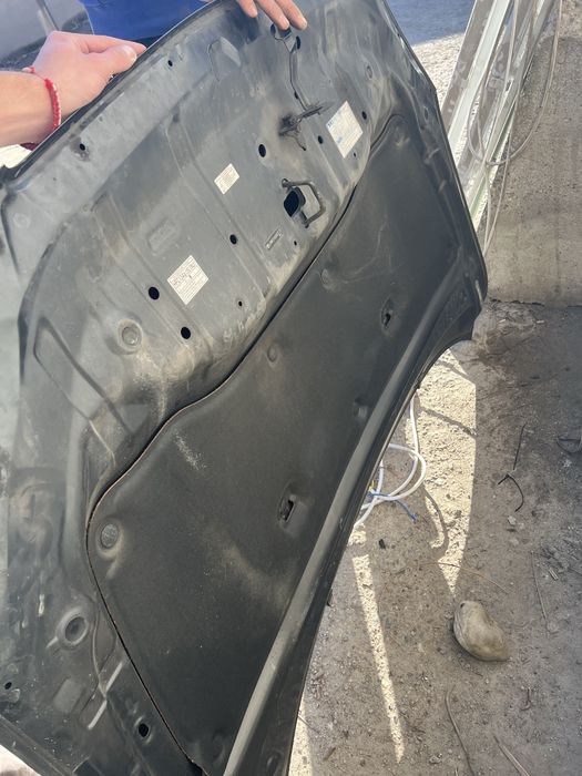 Капак за Rav4 3