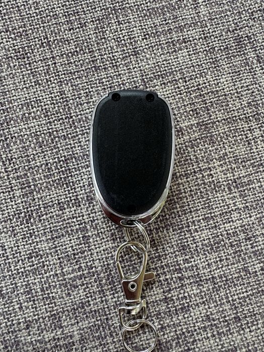 Универсальный пульт для ворот и шлагбаумов 433 MHz