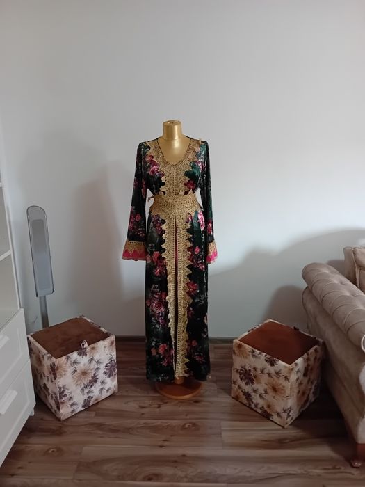 Rochie model oriental,  marimea L