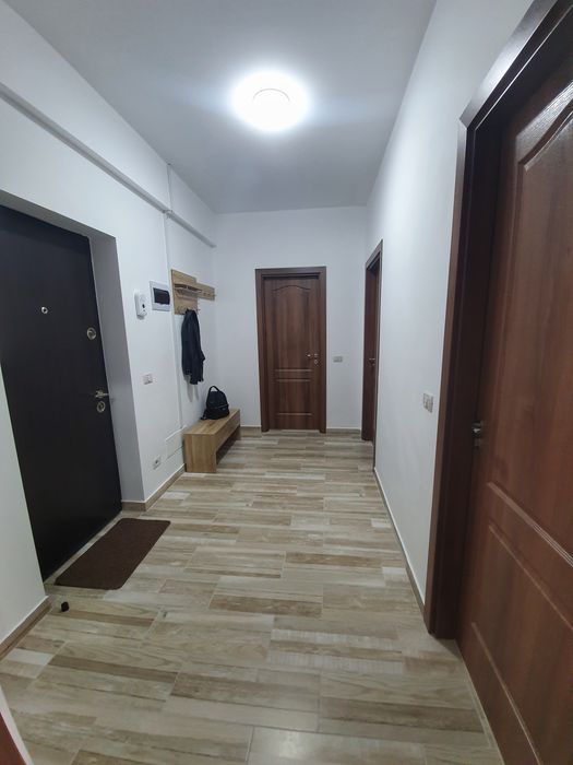 De inchiriat! -apartament cu 2 camere!