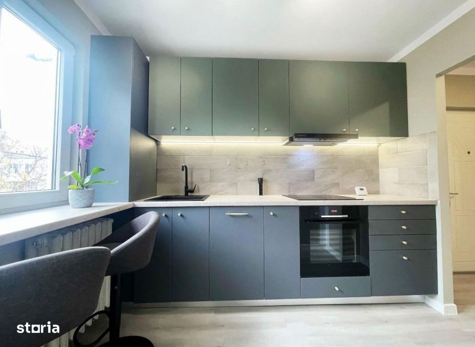 Apartament decomandat cu 4 camere,2 bai,ultrafinisat,zona Minerva,Mana — fotografia 1