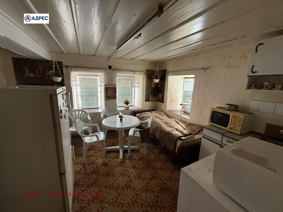 Продава се Къща в Плевен, Идеален център - 154 кв.м за 249 €/кв.м - Снимка #4