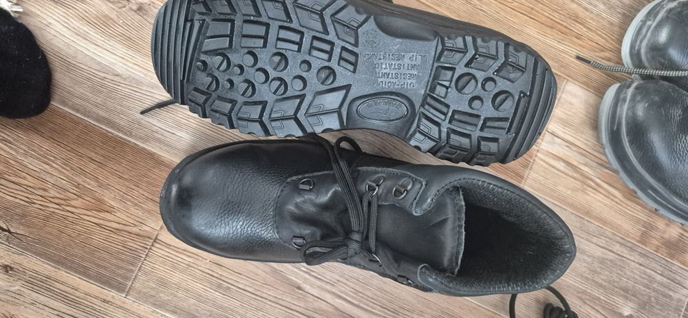 Ботинки рабочие новые