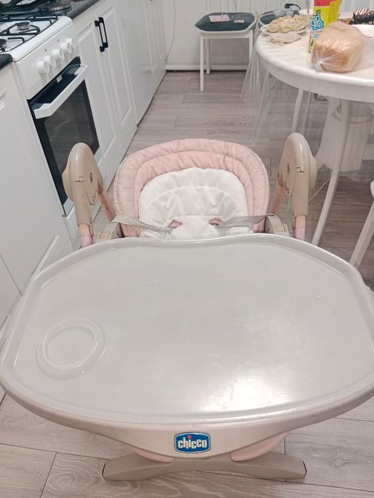 Продам стульчик для кормления