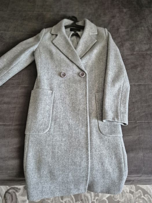 Продам женское пальто.