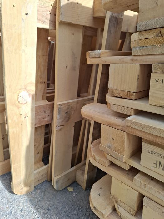 Продам нестандартные поддоны.