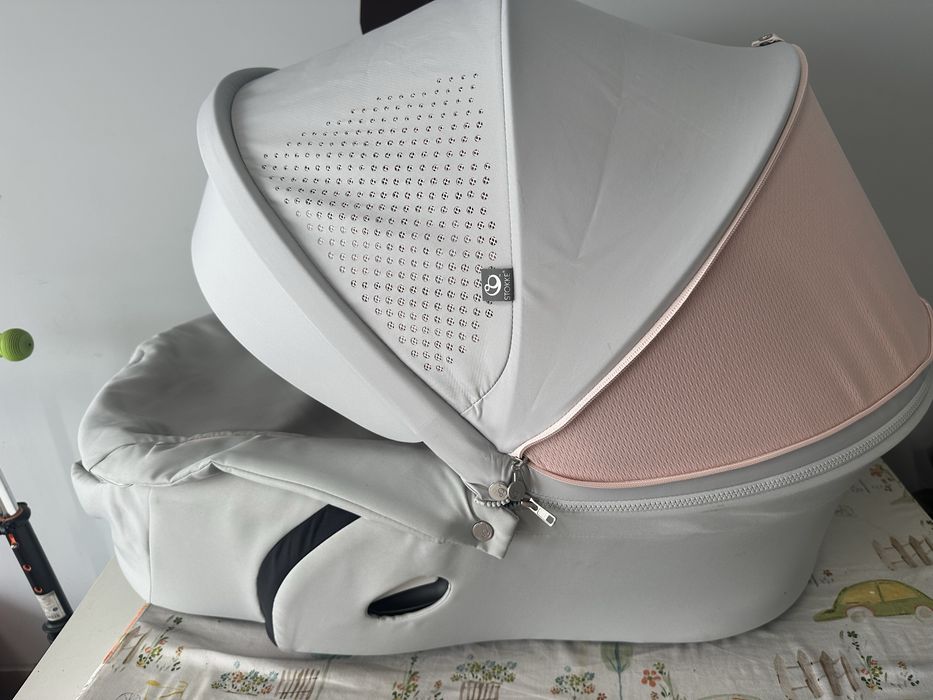 Бебшки кош за новородено Stokke