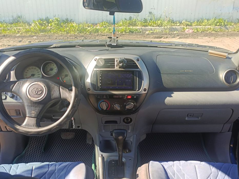 Продам авто Toyota RAV4