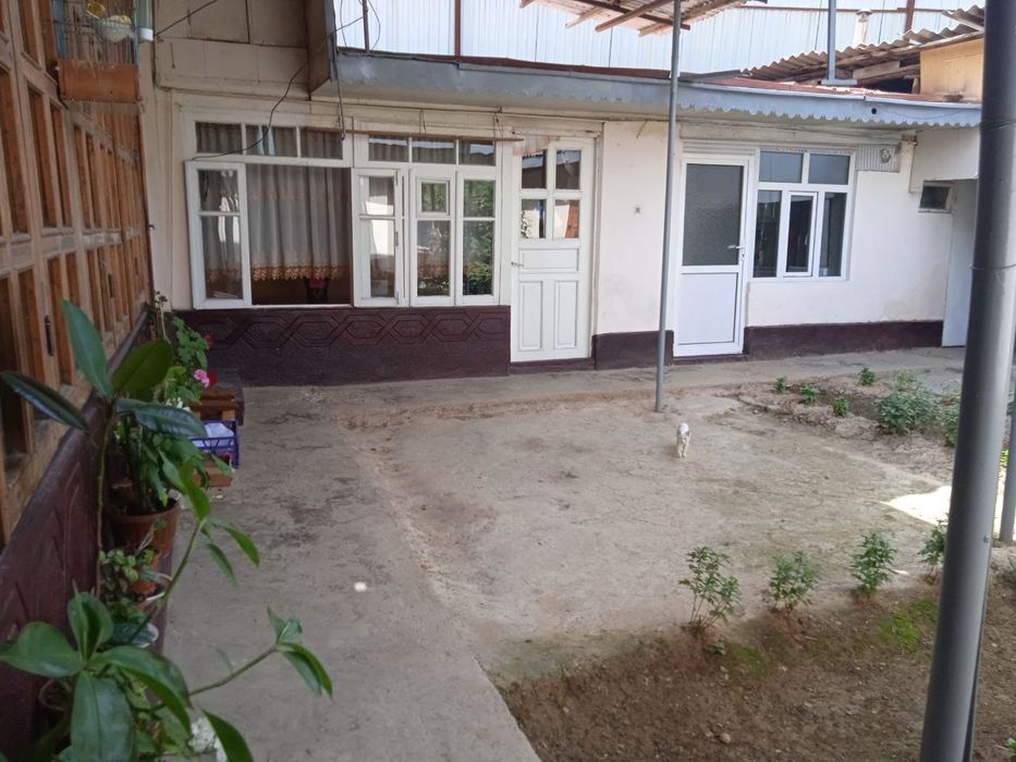 Чоштепада ховли сотилади срочна