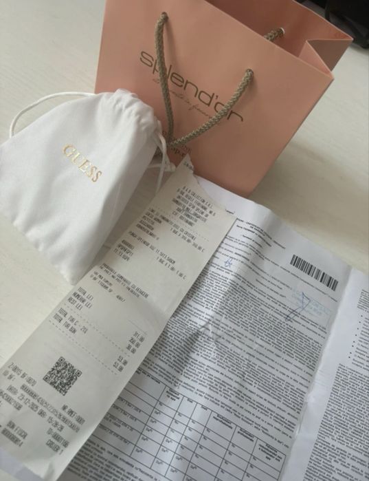 Lanț și pandantiv cu cristale Guess Woman