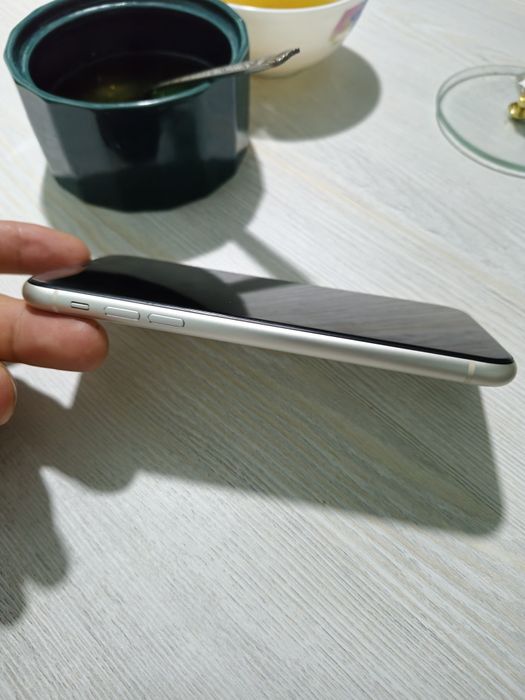 IPhone 11 128GB в идеале