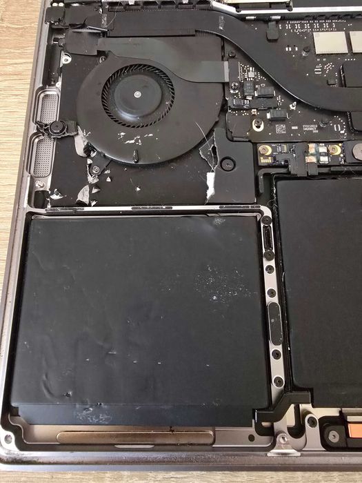 Macbook Pro A2338 (13-inch 2020, M1)