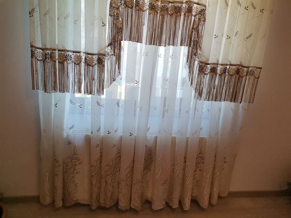 Vând perdea din voal