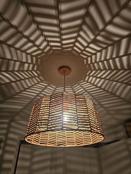 IKEA Lustra abajur ratan lemn NOU