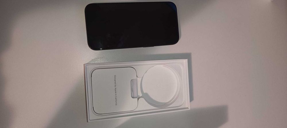 IPhone 15, 128GB, negru, neutilizat