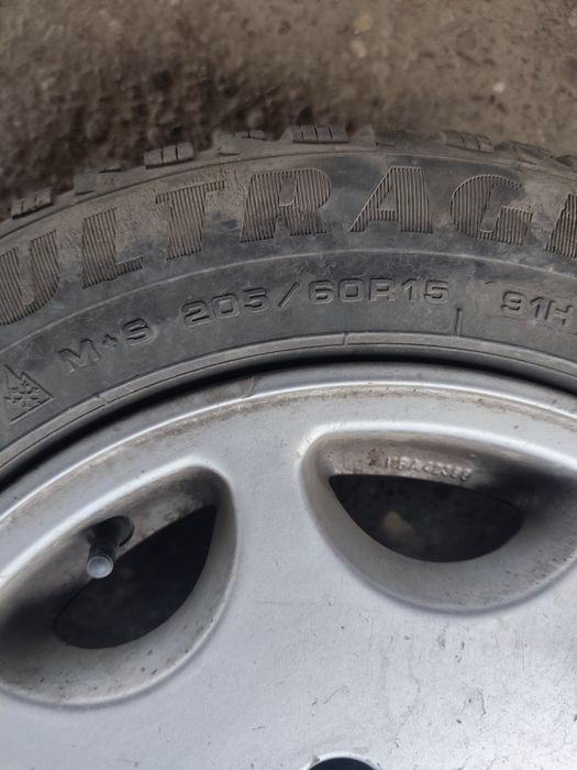 Гуми с джанти за Mercedes