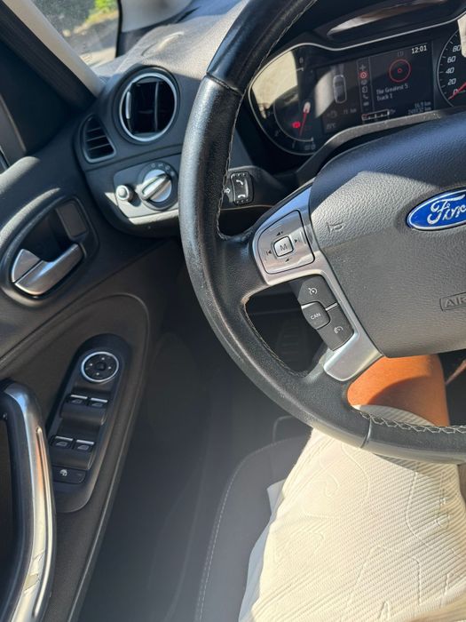 Ford Galaxy 2013 7 locuri schimb cu  mercedes   vito
