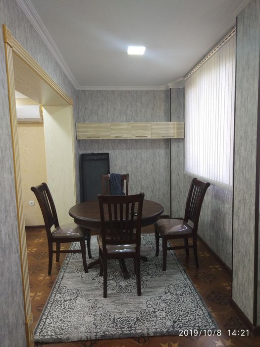 Срочно Чиланзарский район метро Новза 2 комнат