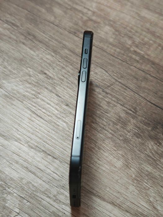 iPhone 15 pentru piese