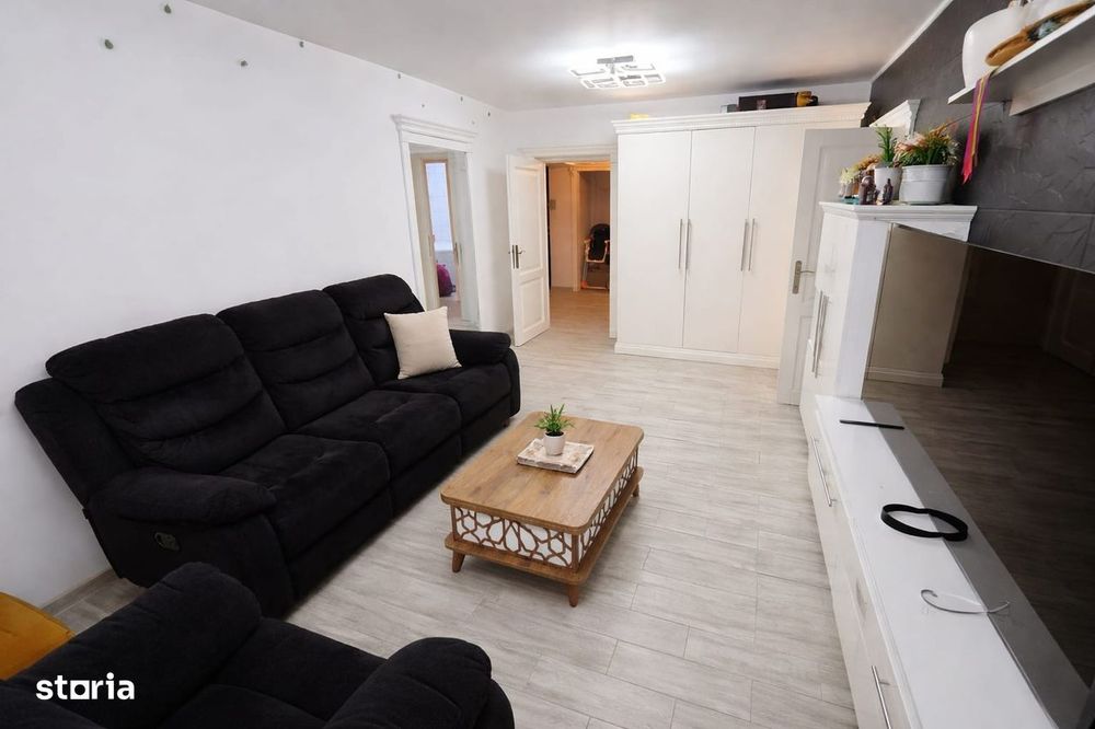 Apartament 3 camere zona Bulevard , etaj 3 , mobilat si utilat