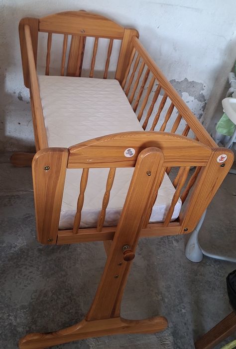 Pătuț lemn tip balansoar