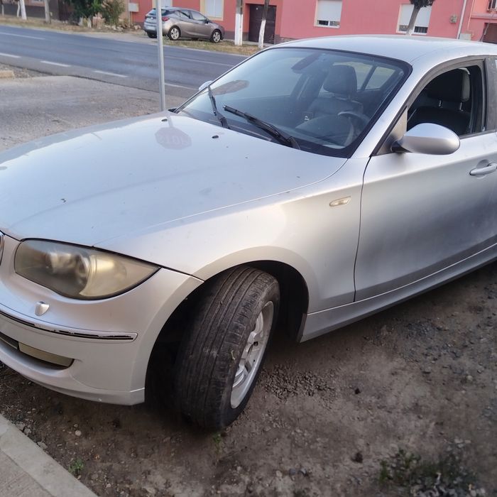 Usa/usi stanga/dreapta BMW Seria 1 E87/E81 LCI Facelift an 2007-2012