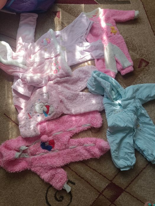 Продам большой пакет вещец