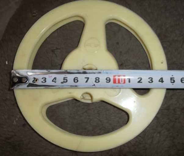 4 катушки для магнитофона