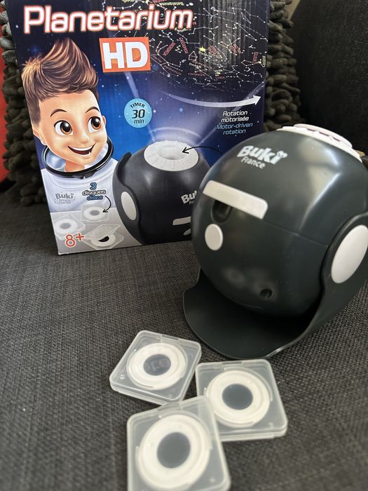 Детски планетариум / прожектор на Buki France