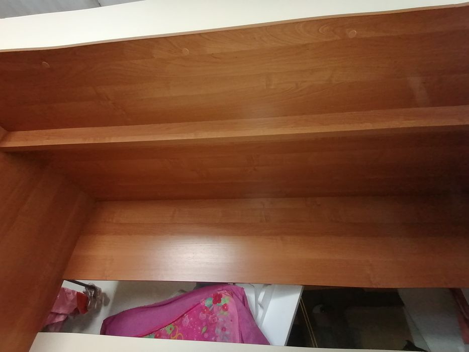 Двухъярусная кровать