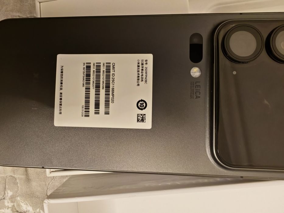 Чисто нов Xiaomi 17 Pro Max   16ram/1TB черна перла невероятен