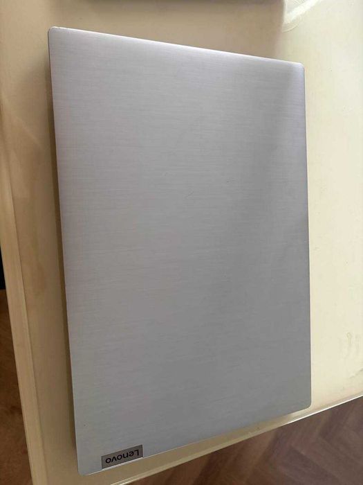 Lenovo IdeaPad 3 15IIL05