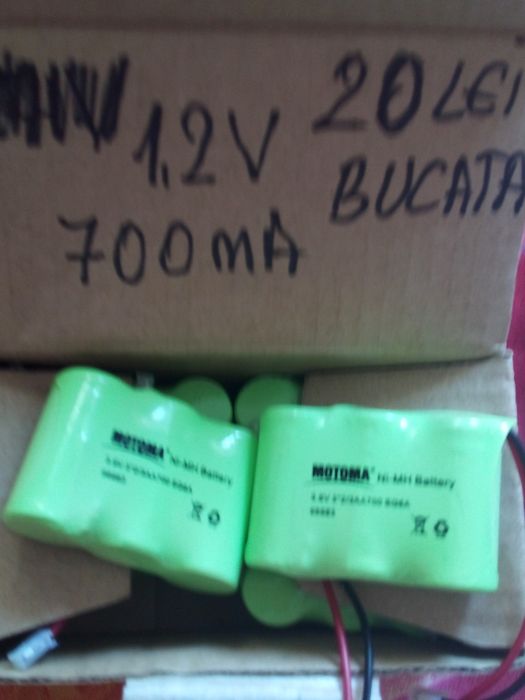 Acumulatori  pt aspirator, drona, 22, 2 V si 1200 mA, etc