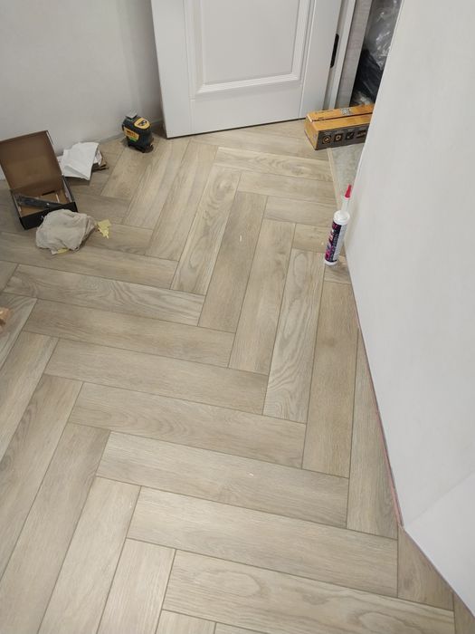 Укладка ламината и таркета.