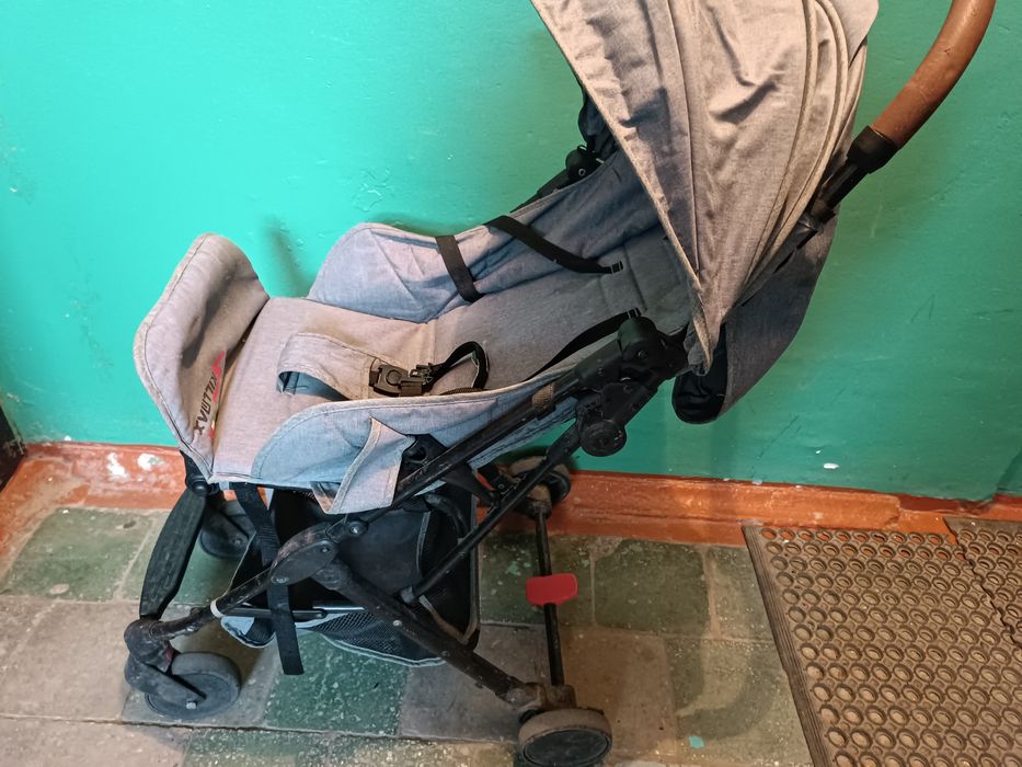 Продам коляску. Прогулочную.