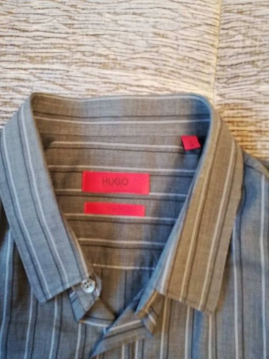 чисто нови ризи Hugo Boss L i M размер