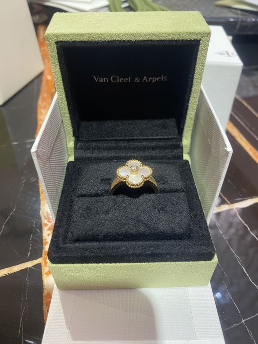 Van Cleef золотые украшения