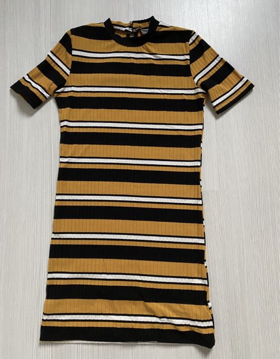 Рокля по тялото