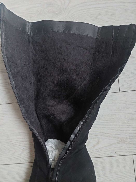 Cizme lungi piele intoarsa/ catifea marimea 38