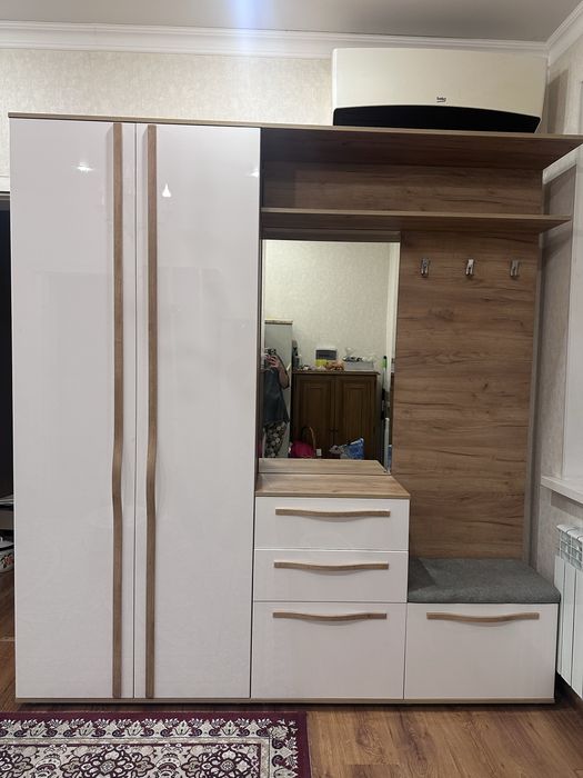 Шкаф в прихожую