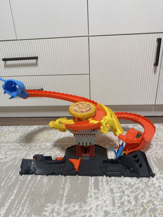 Игрушки Hot Wheels (Хот Вилс)