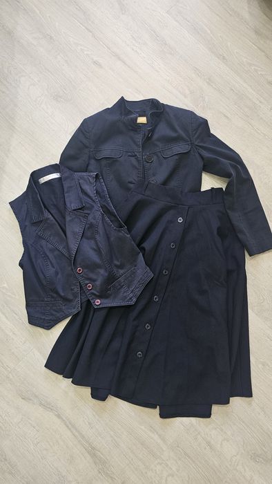 Продам школьную форму размер  S синего цвета 4 предмета