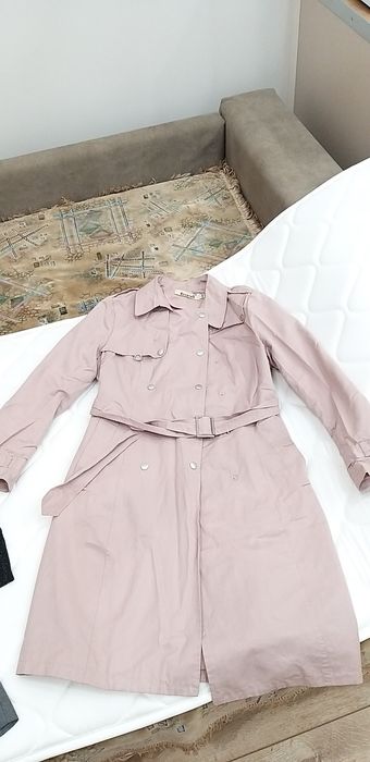 Тренчи  до колен, р. XS и S