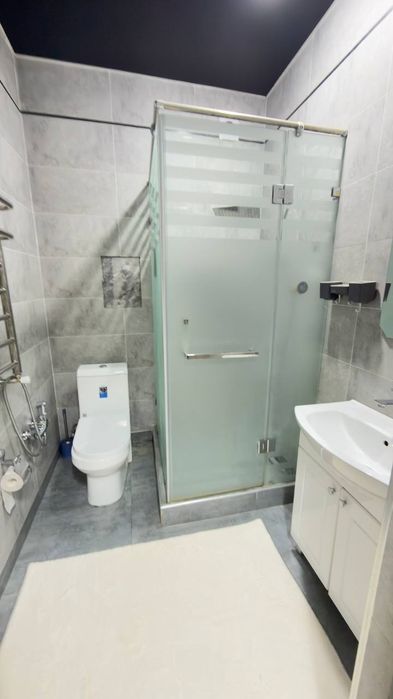 Olmazor tumani  uy sotiladi