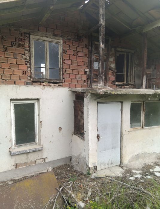 Продава къща в с.Пиперево общ.Дупница