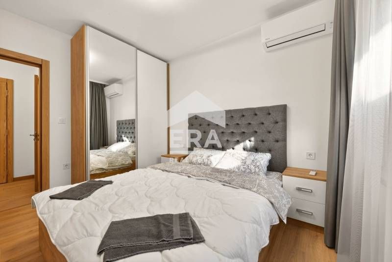 Продава се Двустаен апартамент в Варна, м-т Траката - 53 кв.м за 1317 €/кв.м - Снимка #10