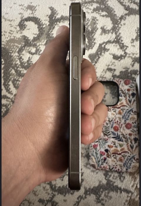 Iphone 15 pro 512гб/89%