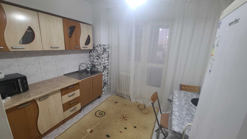 Inchiriez apartament 1 camera